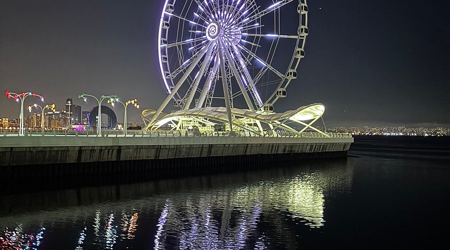 Baku Boulevard on the Caspian Sea